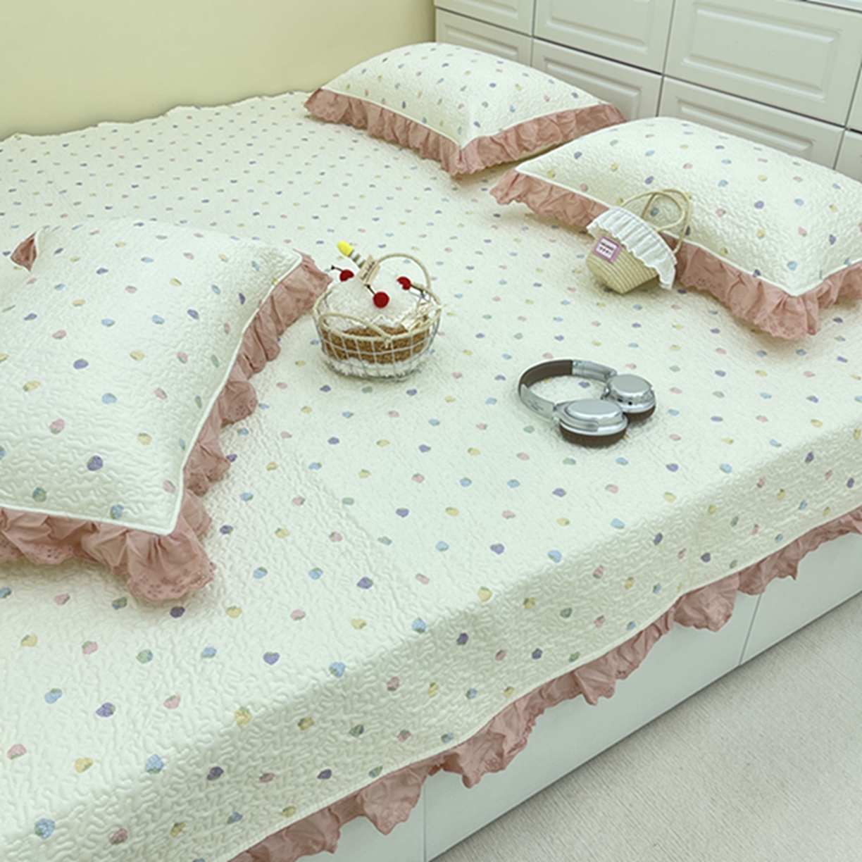 91家纺网 家纺一手货源 找家纺 禧瑞谷 2026法式纯棉绗缝全棉榻榻米床盖防滑加厚纯棉床单夹棉三件套床盖纯棉东北农大炕盖 七彩草莓