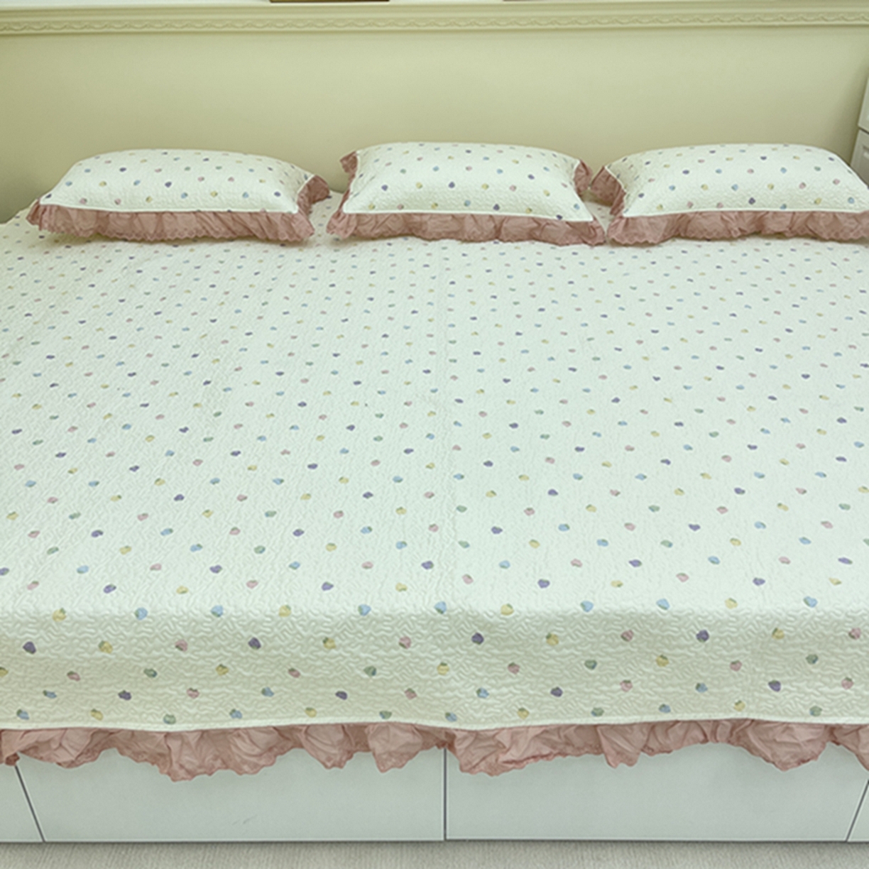 91家纺网 家纺一手货源 找家纺 禧瑞谷 2026法式纯棉绗缝全棉榻榻米床盖防滑加厚纯棉床单夹棉三件套床盖纯棉东北农大炕盖 七彩草莓