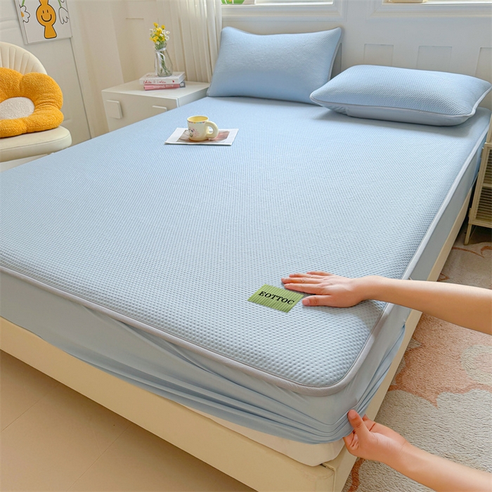 91家纺网 家纺一手货源 找家纺 雯豆家纺 2026春夏新款凉感丝豆豆床笠三件套加厚三明治床垫保护套 凉感丝豆豆床笠-柏林蓝