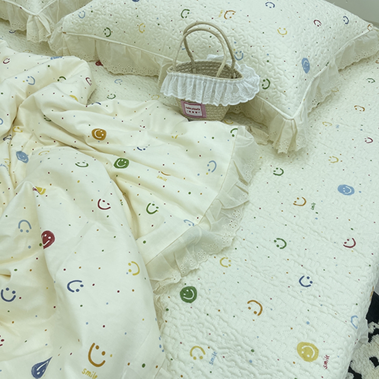 91家纺网 家纺一手货源 找家纺 禧瑞谷 2026法式纯棉绗缝全棉榻榻米床盖防滑加厚纯棉床单夹棉三件套床盖纯棉东北农大炕盖 笑脸