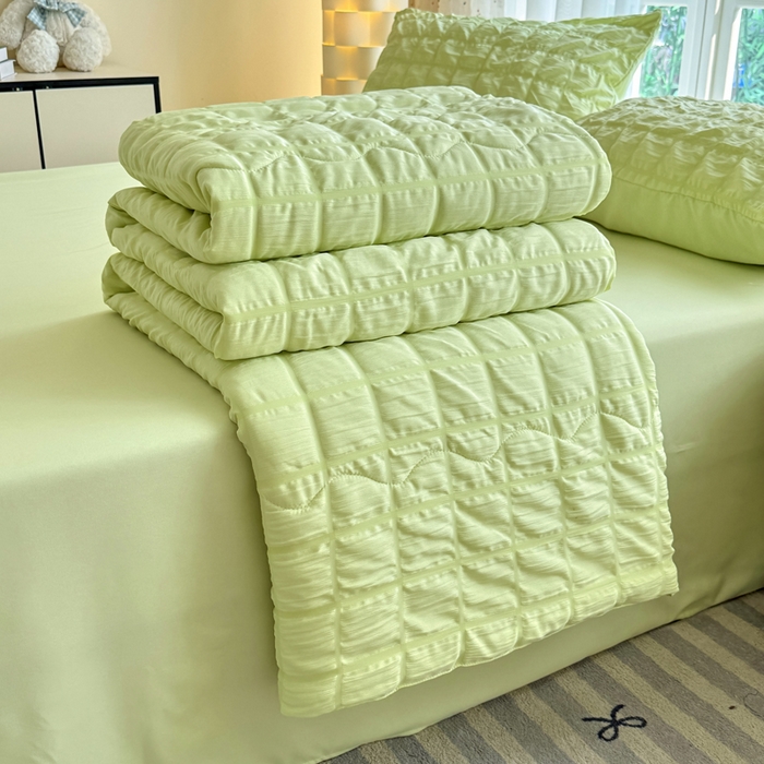 91家纺网 家纺一手货源 找家纺 卡斯诺家纺馆 2026新款亲肤泡泡纱夏被四件套 苹果绿