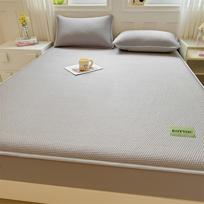 91家纺网 家纺一手货源 找家纺 雯豆家纺 2026春夏新款凉感丝豆豆床笠三件套加厚三明治床垫保护套 凉感丝豆豆床笠-冰川灰