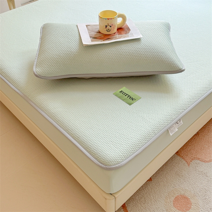 91家纺网 家纺一手货源 找家纺 雯豆家纺 2026春夏新款凉感丝豆豆床笠三件套加厚三明治床垫保护套 凉感丝豆豆床笠-海港蓝