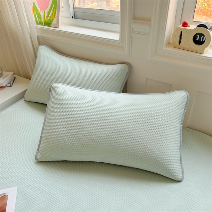 91家纺网 家纺一手货源 找家纺 雯豆家纺 2026春夏新款凉感丝豆豆床笠三件套加厚三明治床垫保护套 凉感丝豆豆床笠-海港蓝