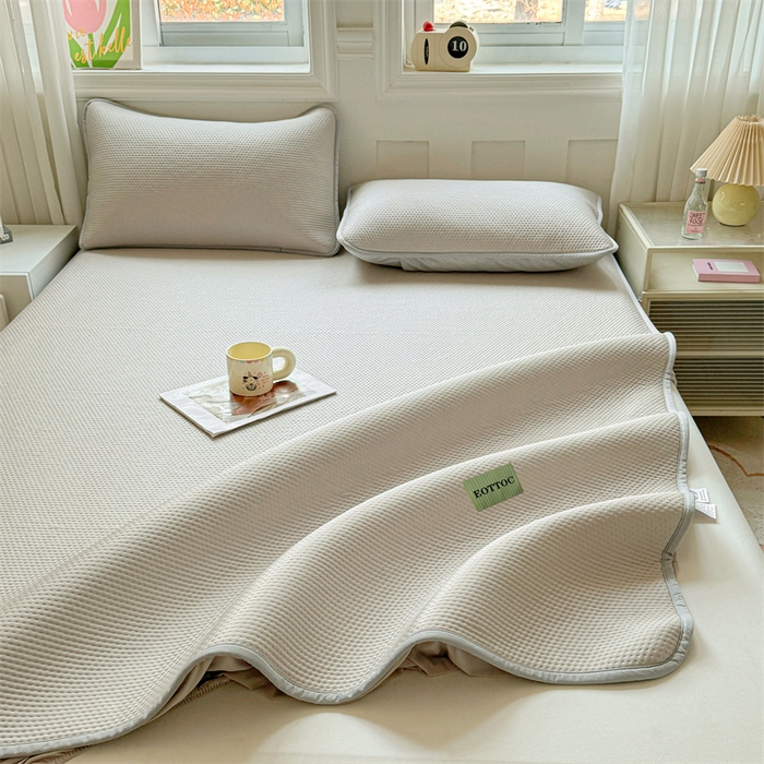 91家纺网 家纺一手货源 找家纺 雯豆家纺 2026春夏新款凉感丝豆豆床笠三件套加厚三明治床垫保护套 凉感丝豆豆床笠-莫奈咖