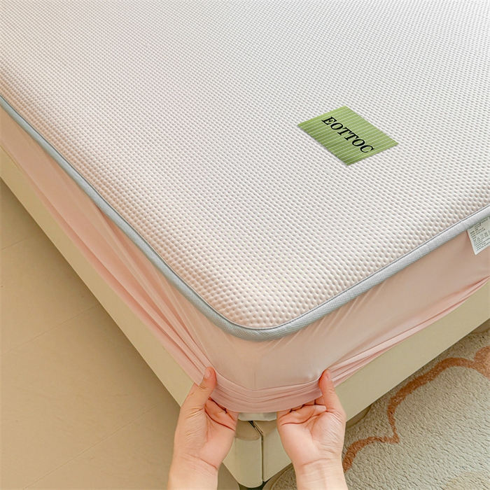 91家纺网 家纺一手货源 找家纺 雯豆家纺 2026春夏新款凉感丝豆豆床笠三件套加厚三明治床垫保护套 凉感丝豆豆床笠-胭脂粉