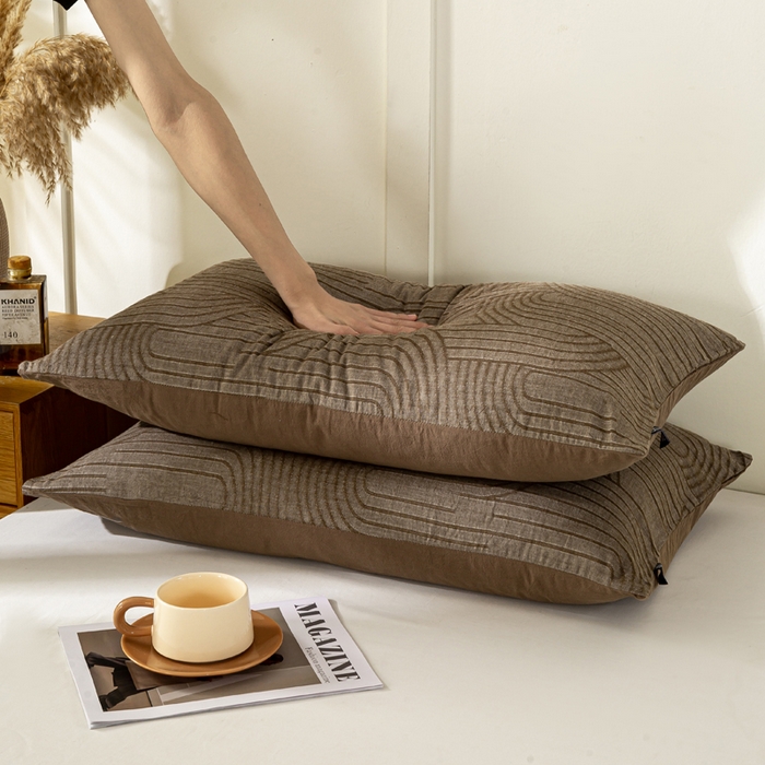 91家纺网 家纺一手货源 找家纺 恋人优选 2026新款全棉提花枕套 浮光咖