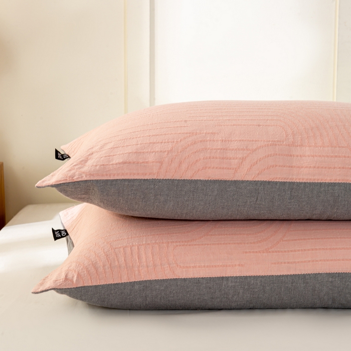 91家纺网 家纺一手货源 找家纺 恋人优选 2026新款全棉提花枕套 浮光粉