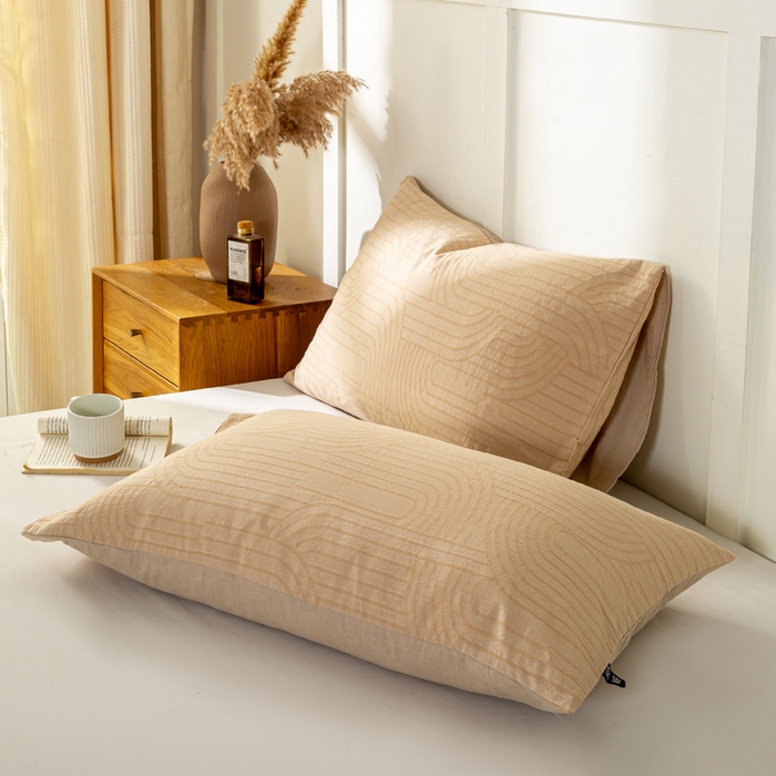 91家纺网 家纺一手货源 找家纺 恋人优选 2026新款全棉提花枕套 浮光卡其