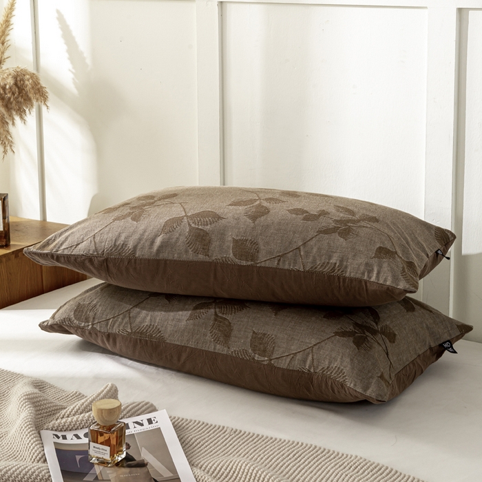 91家纺网 家纺一手货源 找家纺 恋人优选 2026新款全棉提花枕套 樱花叶-咖