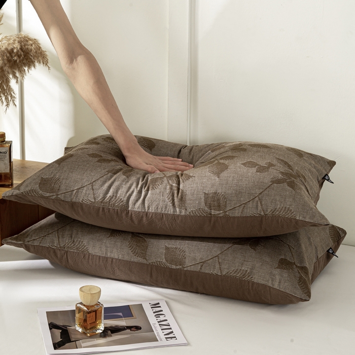 91家纺网 家纺一手货源 找家纺 恋人优选 2026新款全棉提花枕套 樱花叶-咖