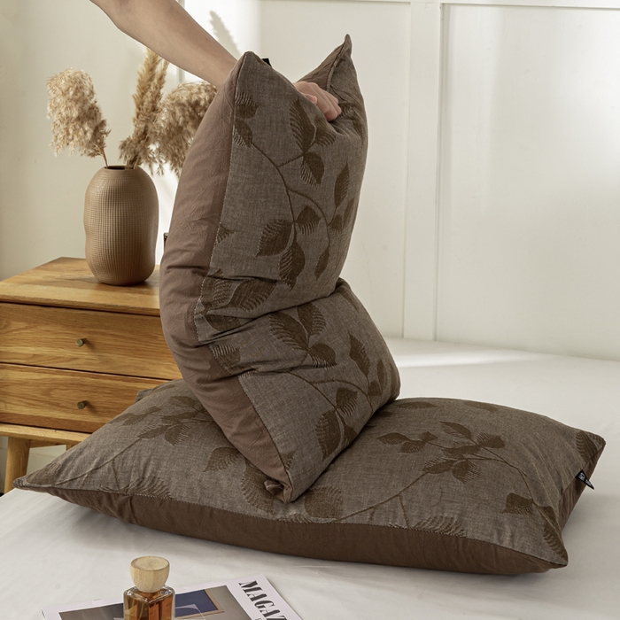 91家纺网 家纺一手货源 找家纺 恋人优选 2026新款全棉提花枕套 樱花叶-咖