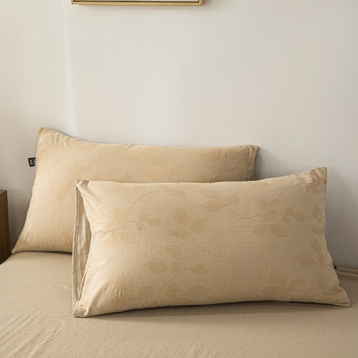 91家纺网 家纺一手货源 找家纺 恋人优选 2026新款全棉提花枕套 樱花叶-卡其