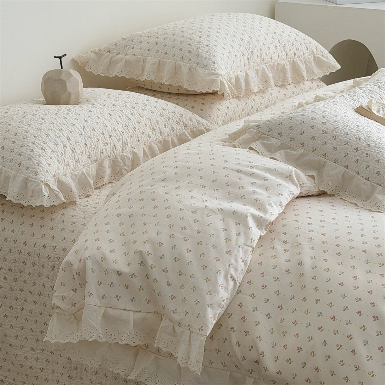 91家纺网 家纺一手货源 找家纺 佰织鑫家居 2026新款全棉法式砂洗棉花床盖款被套四件套  花语