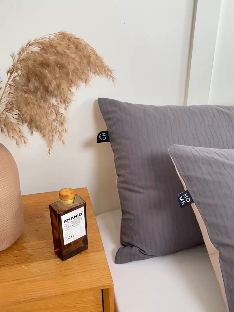 91家纺网 家纺一手货源 找家纺 恋人优选 2026新款全棉提花枕套 大波浪灰