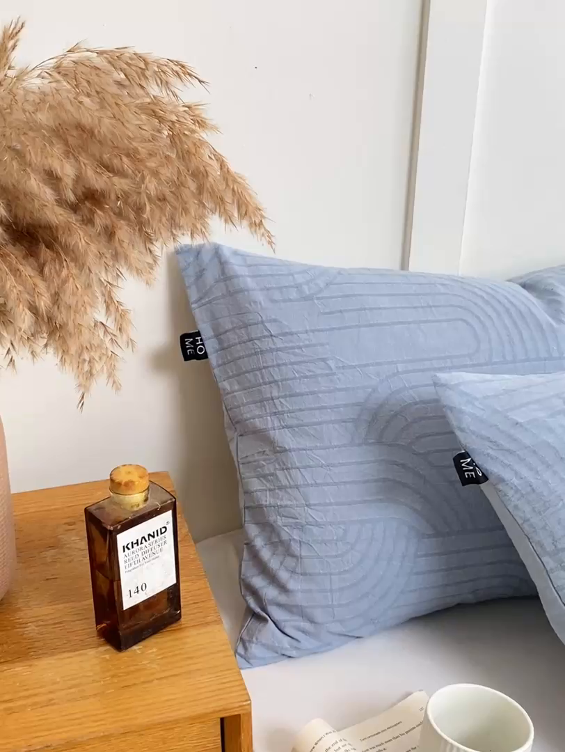 91家纺网 家纺一手货源 找家纺 恋人优选 2026新款全棉提花枕套 大波浪兰