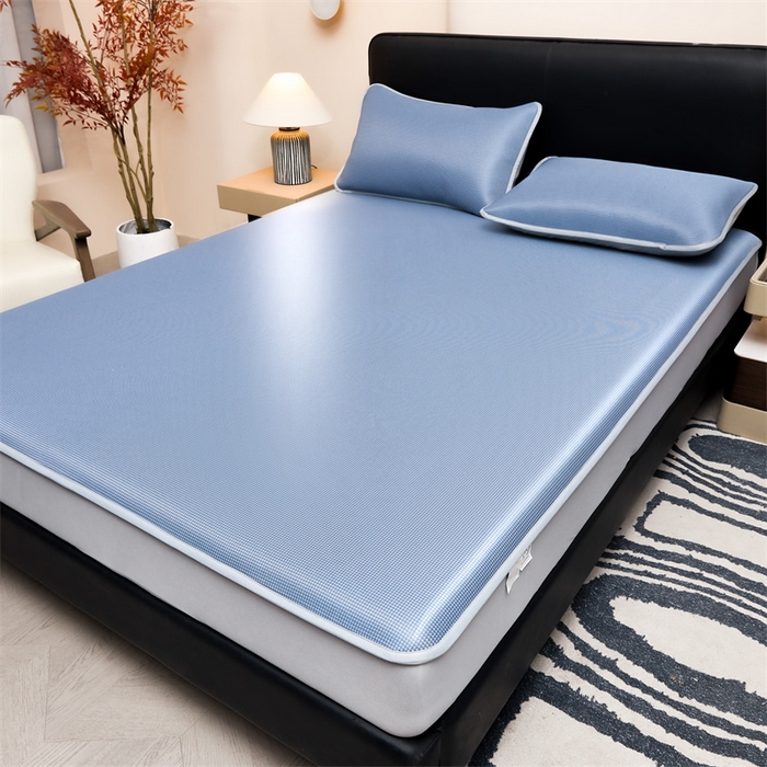 91家纺网 家纺一手货源 找家纺 雯豆家纺 2026春夏新款碳光冰丝床笠加厚三明治凉感床垫保护套夏季床罩凉席席子 千鸟格-床笠款-海星蓝