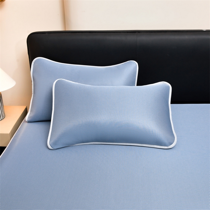 91家纺网 家纺一手货源 找家纺 雯豆家纺 2026春夏新款碳光冰丝床笠加厚三明治凉感床垫保护套夏季床罩凉席席子 千鸟格-床笠款-海星蓝