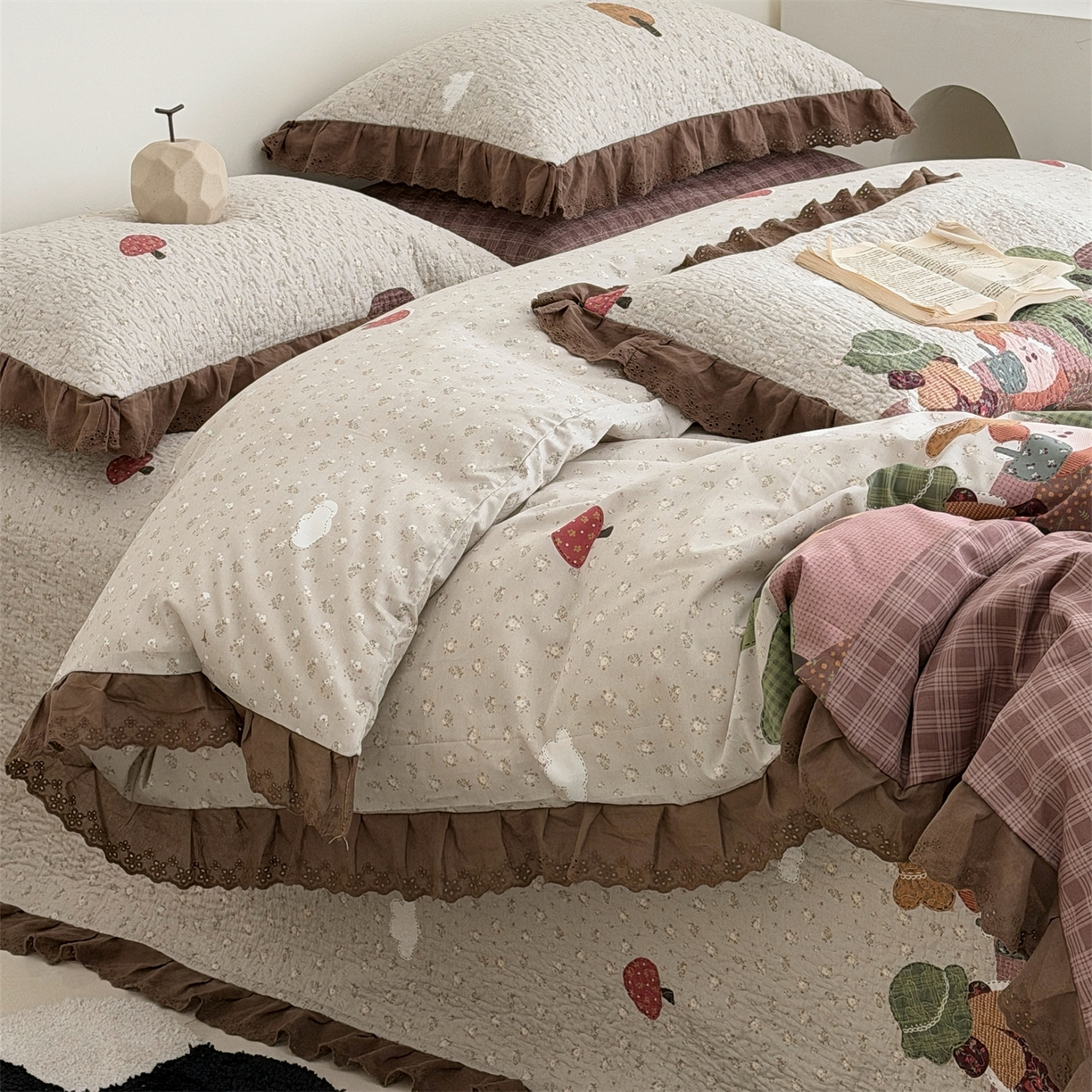 91家纺网 家纺一手货源 找家纺 佰织鑫家居 2026新款全棉法式砂洗棉花床盖款被套四件套 森林物语