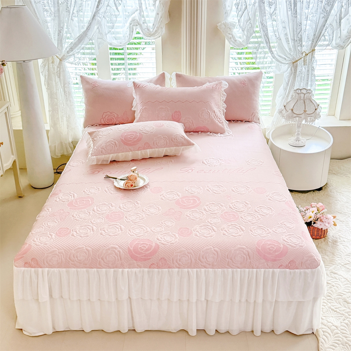 91家纺网 家纺一手货源 找家纺 绒棉世家 2026新款A类凉感豆豆席三件套床裙款软席子 花韵-粉玉