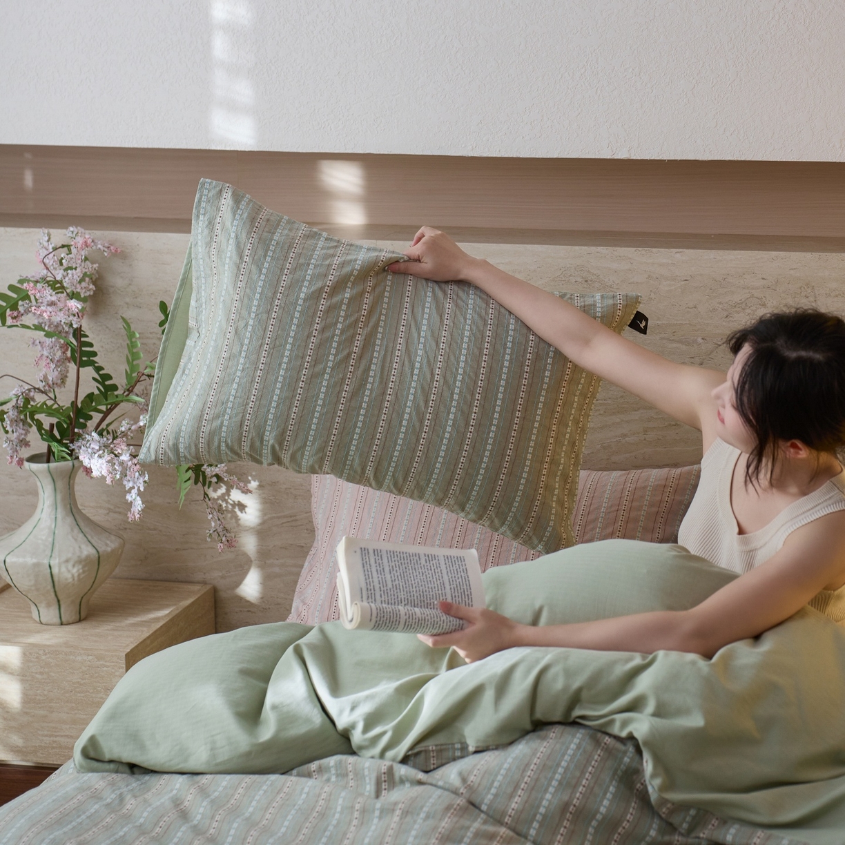 91家纺网 家纺一手货源 找家纺 （总）安莱生活 2026春夏新款水洗棉全棉色织大提花春日絮语四件套 春日絮语系列（券后最低控价319）