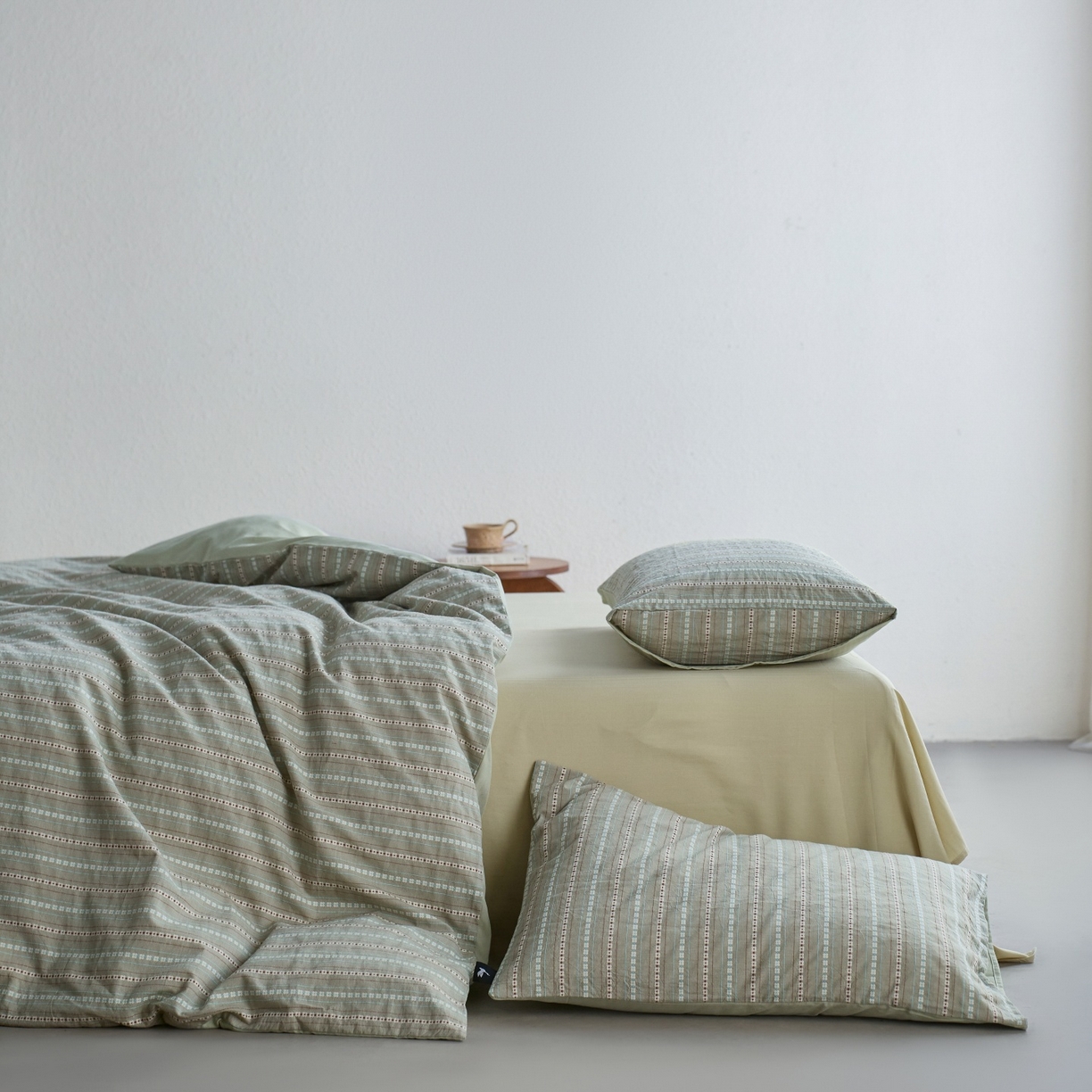 91家纺网 家纺一手货源 找家纺 安莱生活 2026春夏新款水洗棉全棉色织大提花春日絮语四件套 春日絮语系列（券后最低控价319） 春日絮语-豆绿