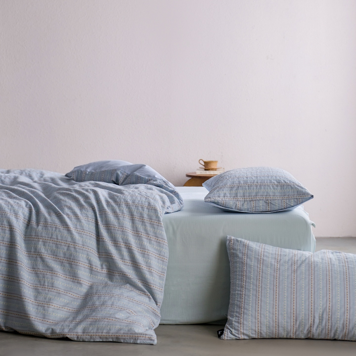 91家纺网 家纺一手货源 找家纺 安莱生活 2026春夏新款水洗棉全棉色织大提花春日絮语四件套 春日絮语系列（券后最低控价319） 春日絮语-浅蓝