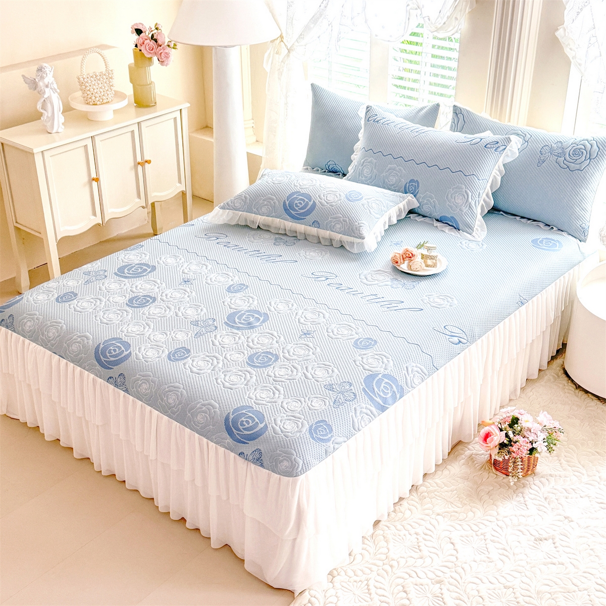 91家纺网 家纺一手货源 找家纺 绒棉世家 2026新款A类凉感豆豆席三件套床裙款软席子 花韵-天蓝