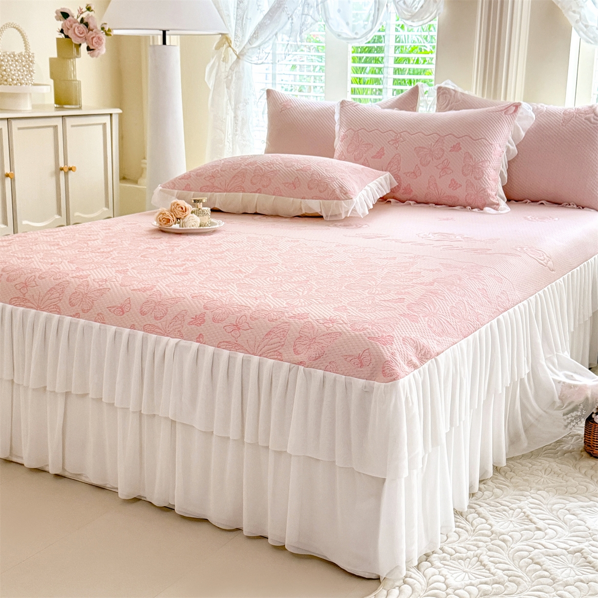 91家纺网 家纺一手货源 找家纺 优贝家纺 2026新款A类凉感豆豆席三件套床裙款软席子 蝶舞-粉玉