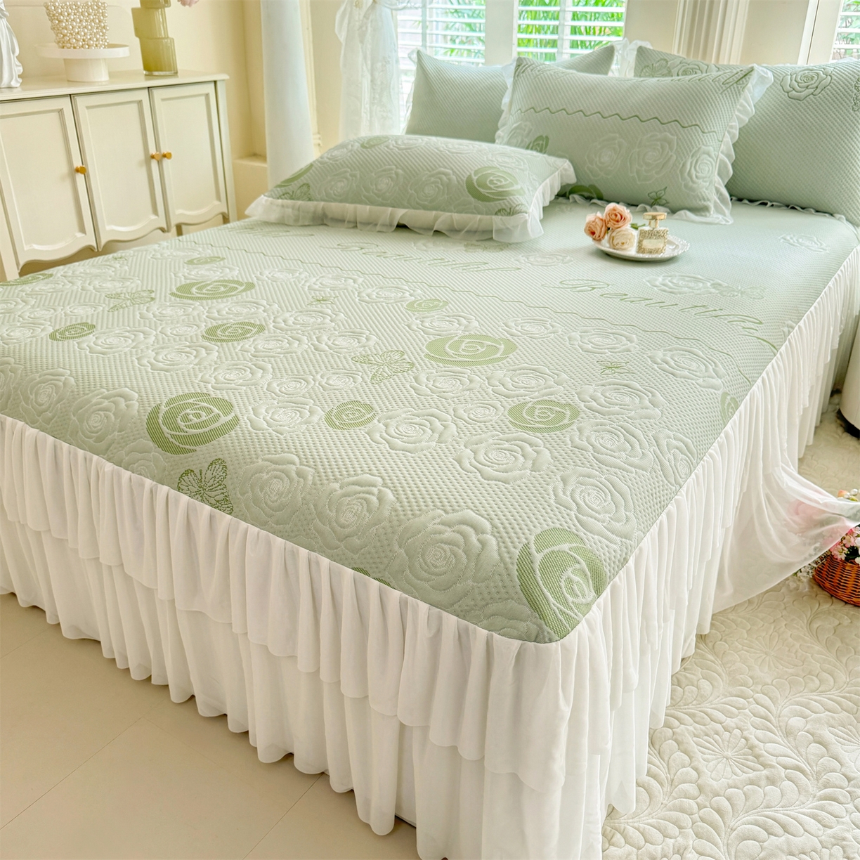 91家纺网 家纺一手货源 找家纺 优贝家纺 2026新款A类凉感豆豆席三件套床裙款软席子 花韵-清新绿