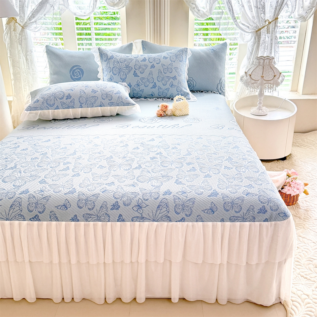 91家纺网 家纺一手货源 找家纺 优贝家纺 2026新款A类凉感豆豆席三件套床裙款软席子 蝶舞-天蓝