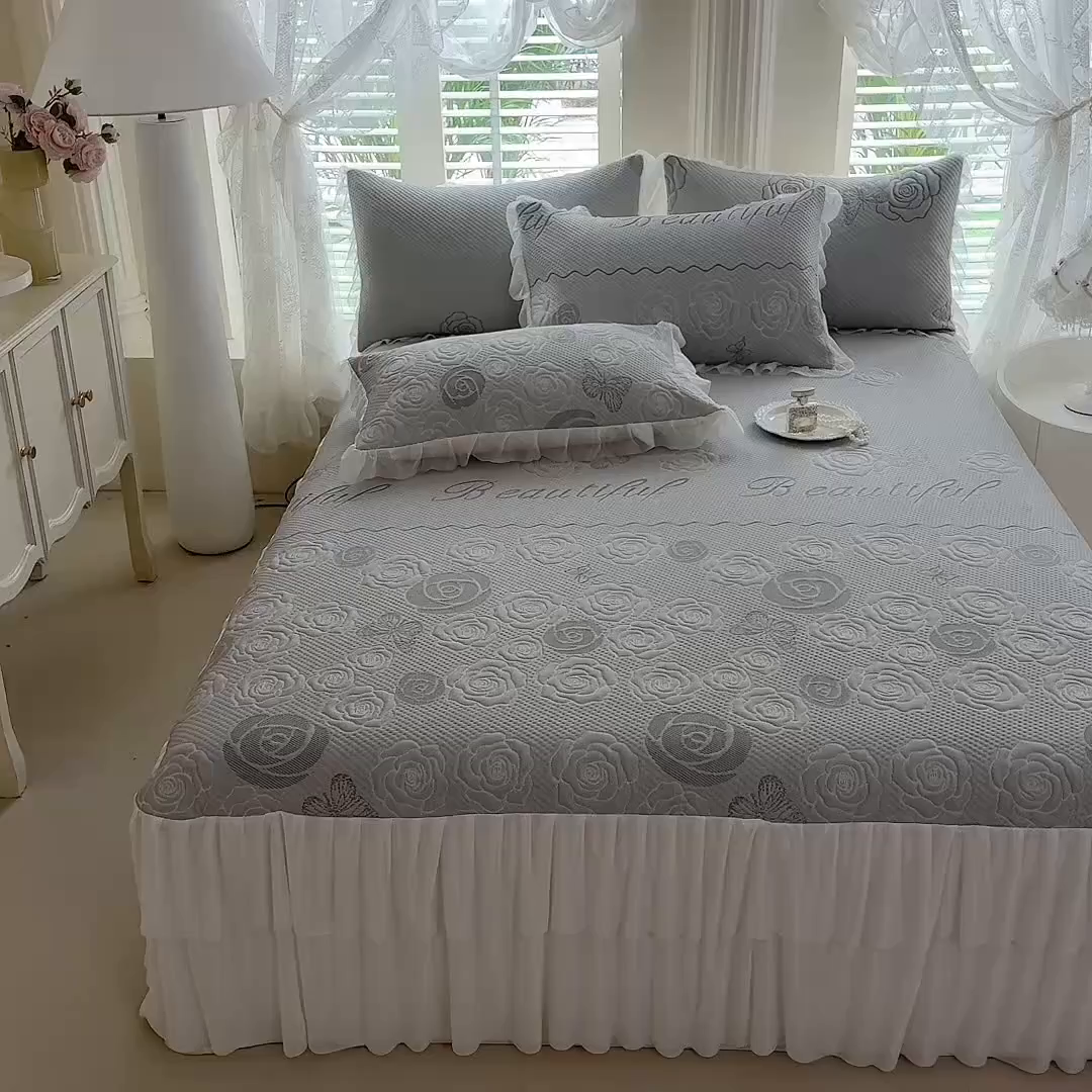 91家纺网 家纺一手货源 找家纺 优贝家纺 2026新款A类凉感豆豆席三件套床裙款软席子 花韵-山灰