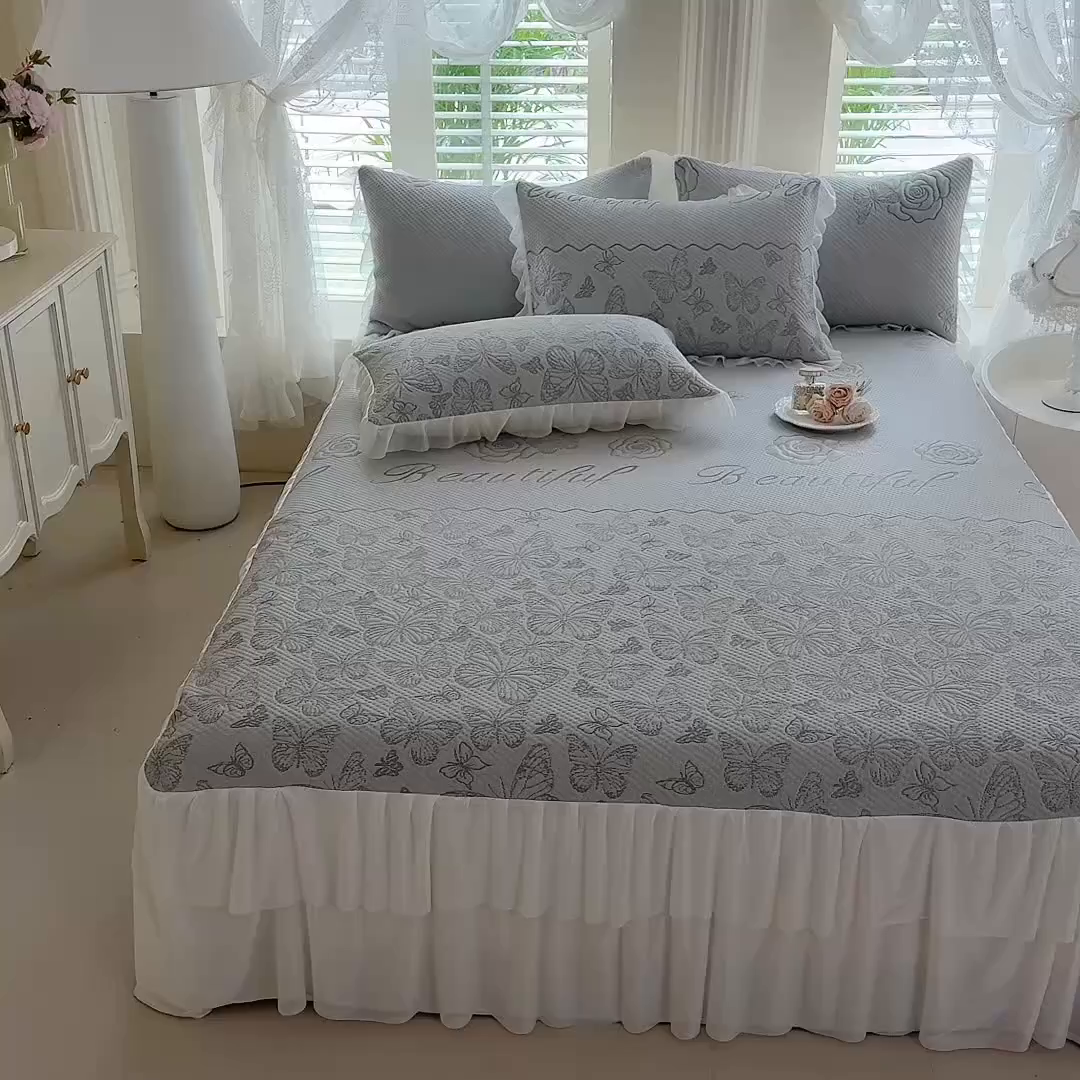 91家纺网 家纺一手货源 找家纺 优贝家纺 2026新款A类凉感豆豆席三件套床裙款软席子 蝶舞-山灰