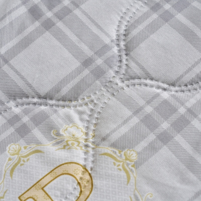 91家纺网 家纺一手货源 找家纺 坦客毯业 2026春夏新款超声波夏被亲肤绒夏凉被芦荟棉夏季被子批发供货赠品礼品被便宜夏被 爱情字母