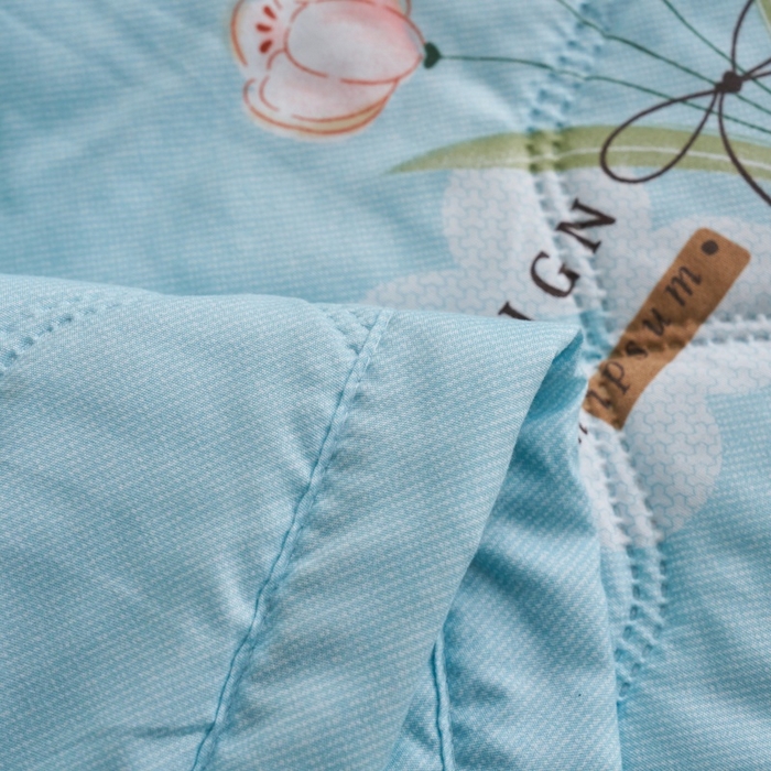 91家纺网 家纺一手货源 找家纺 坦客毯业 2026春夏新款超声波夏被亲肤绒夏凉被芦荟棉夏季被子批发供货赠品礼品被便宜夏被 蓝恋