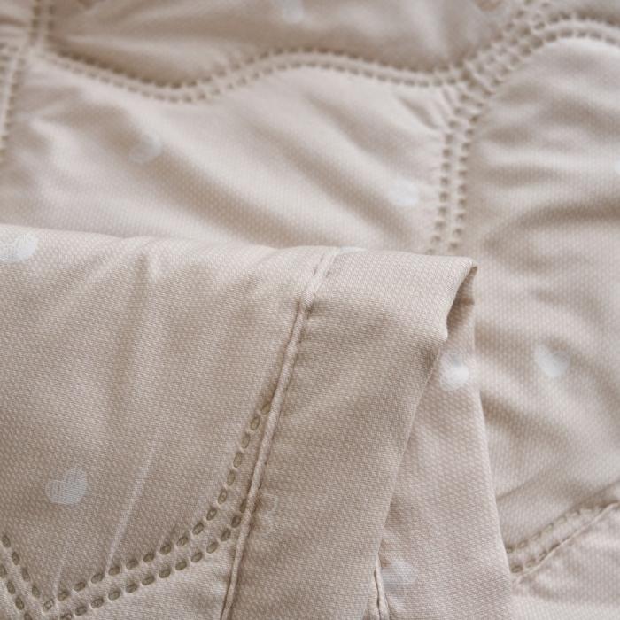 91家纺网 家纺一手货源 找家纺 坦客毯业 2026春夏新款超声波夏被亲肤绒夏凉被芦荟棉夏季被子批发供货赠品礼品被便宜夏被 摇摇马