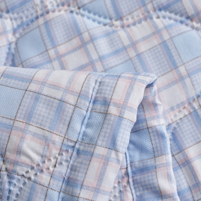 91家纺网 家纺一手货源 找家纺 坦客毯业 2026春夏新款超声波夏被亲肤绒夏凉被芦荟棉夏季被子批发供货赠品礼品被便宜夏被 魔幻格子