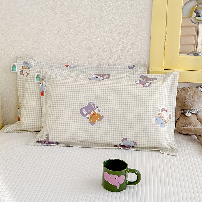 91家纺网 家纺一手货源 找家纺 良佐生活  2026年新款铂金全棉压线枕套 调皮象