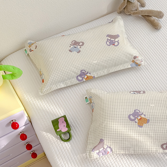 91家纺网 家纺一手货源 找家纺 良佐生活  2026年新款铂金全棉压线枕套 调皮象