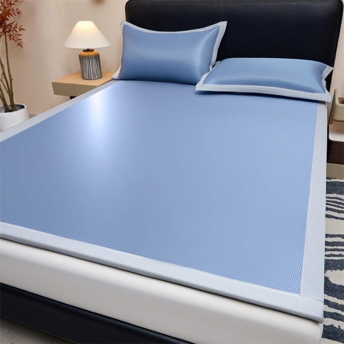 91家纺网 家纺一手货源 找家纺 （总）雯豆家纺 2026春夏新款碳光冰丝席子三件套加厚三明治冰丝软席平铺席凉席席子