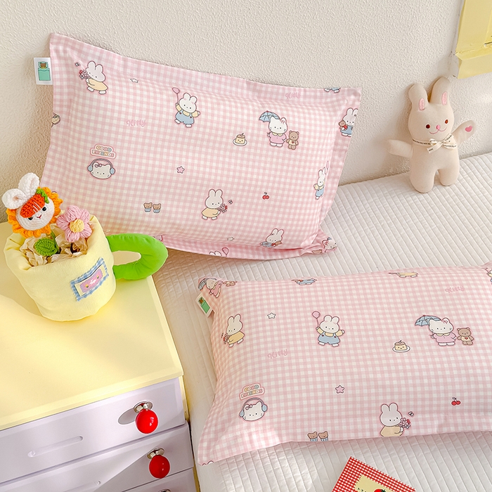 91家纺网 家纺一手货源 找家纺 良佐生活  2026年新款铂金全棉压线枕套 乐兔粉