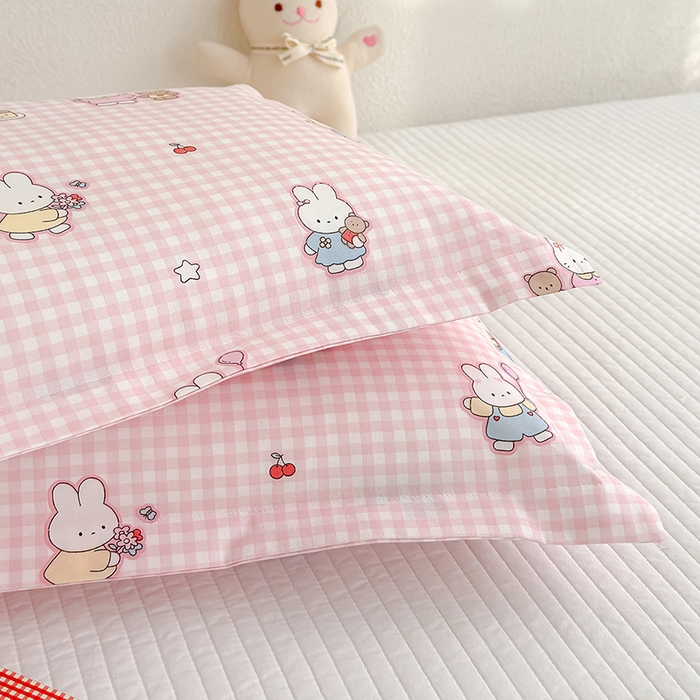 91家纺网 家纺一手货源 找家纺 良佐生活  2026年新款铂金全棉压线枕套 乐兔粉