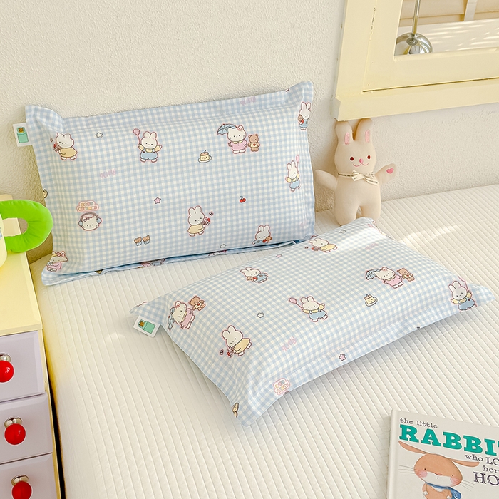 91家纺网 家纺一手货源 找家纺 良佐生活  2026年新款铂金全棉压线枕套 乐兔蓝