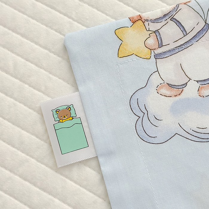 91家纺网 家纺一手货源 找家纺 良佐生活  2026年新款铂金全棉压线枕套 太空探险