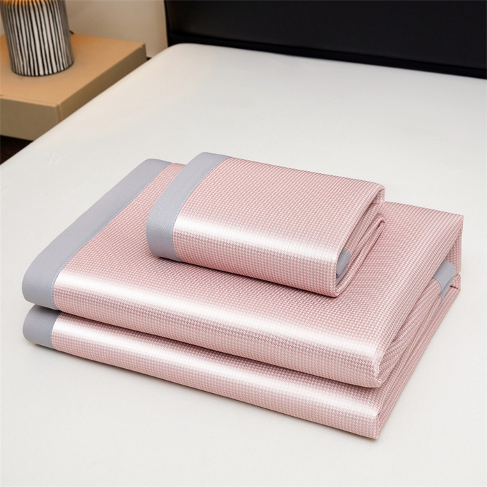 雯豆家纺 2026春夏新款碳光冰丝席子三件套加厚三明治冰丝软席平铺席凉席席子 千鸟格-绑带款-千禧粉
