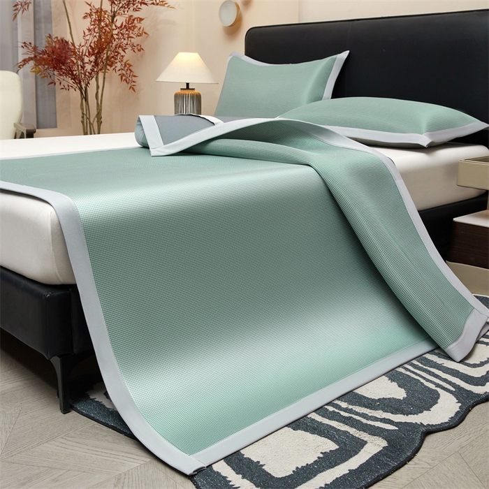 91家纺网 家纺一手货源 找家纺 雯豆家纺 2026春夏新款碳光冰丝席子三件套加厚三明治冰丝软席平铺席凉席席子 千鸟格-绑带款-松石绿