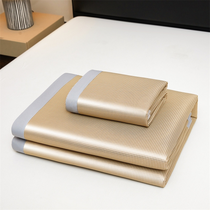 雯豆家纺 2026春夏新款碳光冰丝席子三件套加厚三明治冰丝软席平铺席凉席席子 千鸟格-绑带款-香槟金