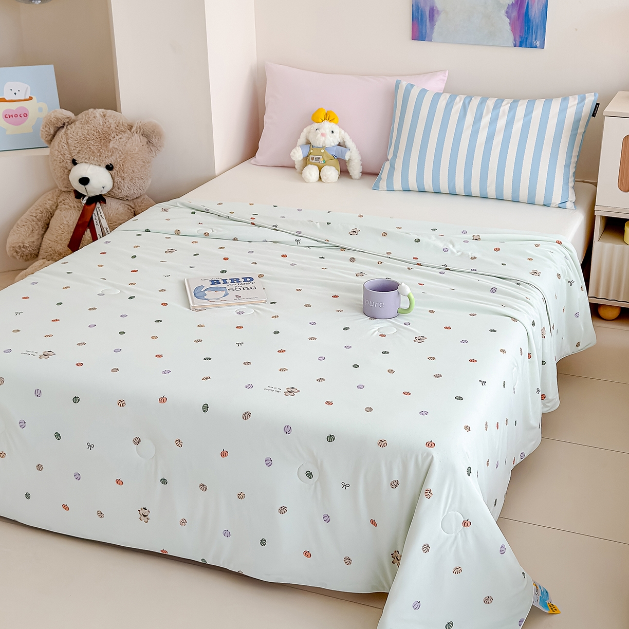 91家纺网 家纺一手货源 找家纺 芯恋家居 2026年新款小冰川凉感夏被冰皮凉感印花夏被凉感丝夏被（四周踩棉工艺） 可爱南瓜