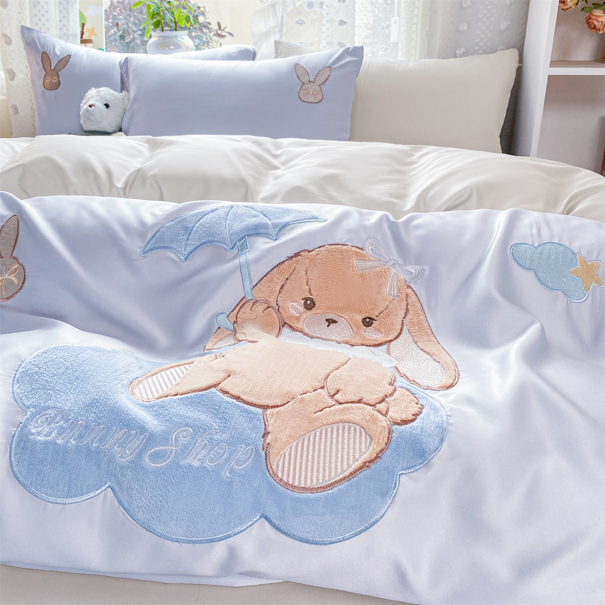 91家纺网 家纺一手货源 找家纺 （总）绒棉世家 2026新款水洗真丝天丝专版贴布绣四件套