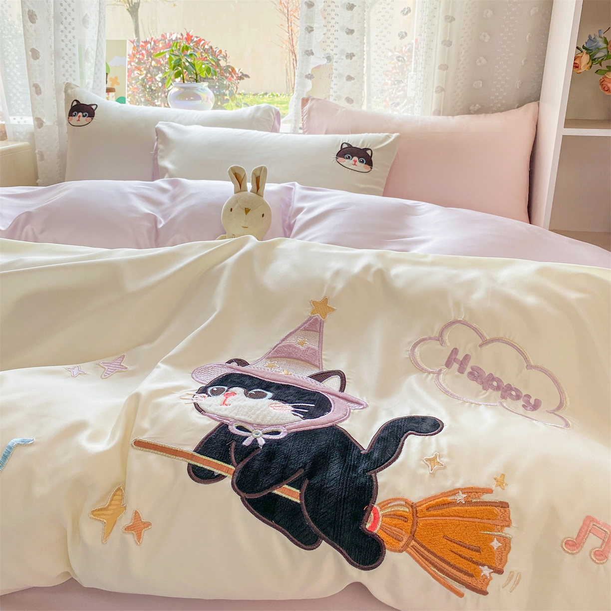 绒棉世家 2026新款水洗真丝天丝专版贴布绣四件套 魔法猫